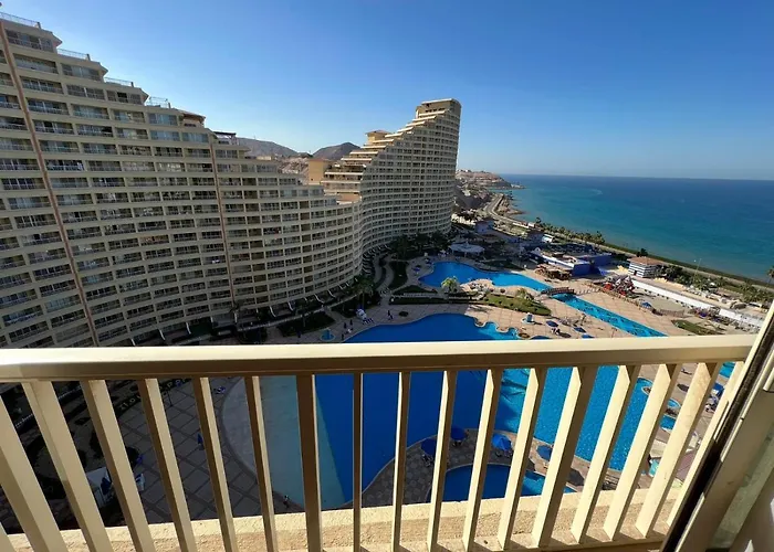 Penthouse 5 Bedrooms At Porto Sokna Pyramids Family Only شقة