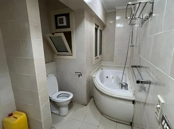 Penthouse 5 Bedrooms At Porto Sokna Pyramids Family Only *
