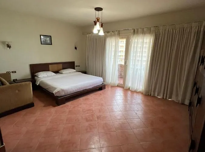 Penthouse 5 Bedrooms At Porto Sokna Pyramids Family Only شقة *