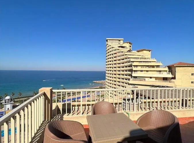 شقة Penthouse 5 Bedrooms At Porto Sokna Pyramids Family Only عين السخنة